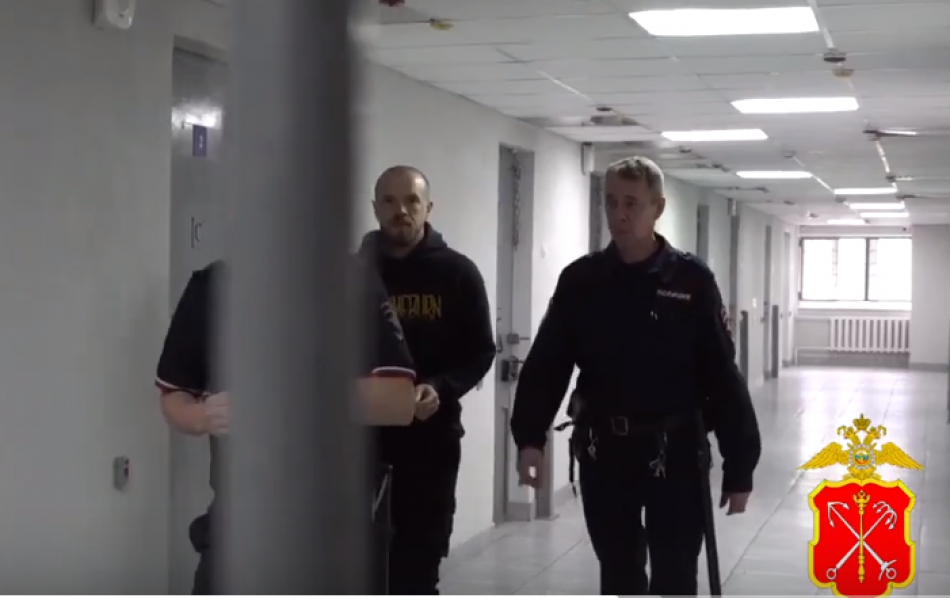 В Петербурге задержали 10 человек, устраивавших подставные ДТП ради страховых выплат